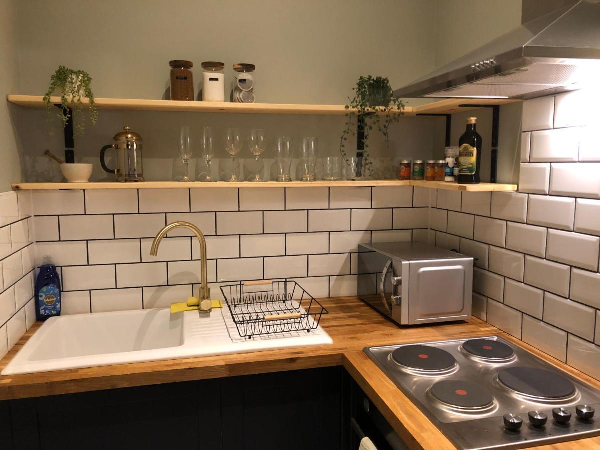 Nyth Bach - Little Nest Apartment Pembroke Dock